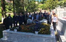 Divan Başkanımız ve yönetimi eski divan başkanlarımızın mezarlarını ziyaret etti
